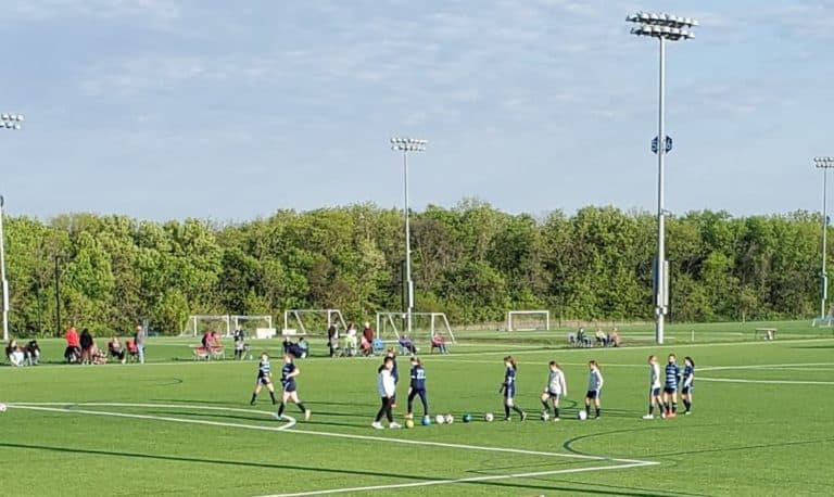 The Pros and Cons of Club Soccer That You Need to Know